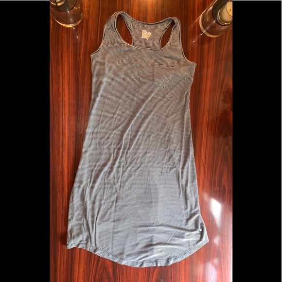 Gilligan & O’Malley Simple Striped Navy Blue/White Dress - Picture 2 of 4